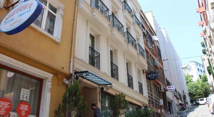 Artika Hotel - image 14