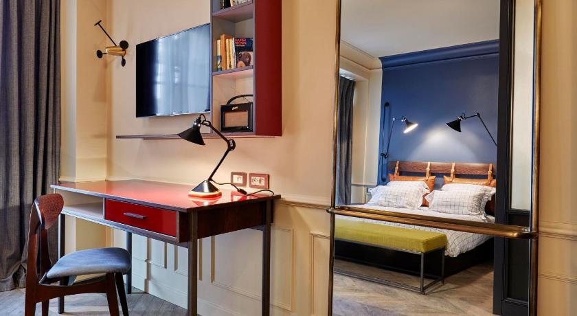 Image of Biggy Room 6