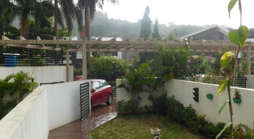 HemPriya - 2BHK wit a Private Pool photo