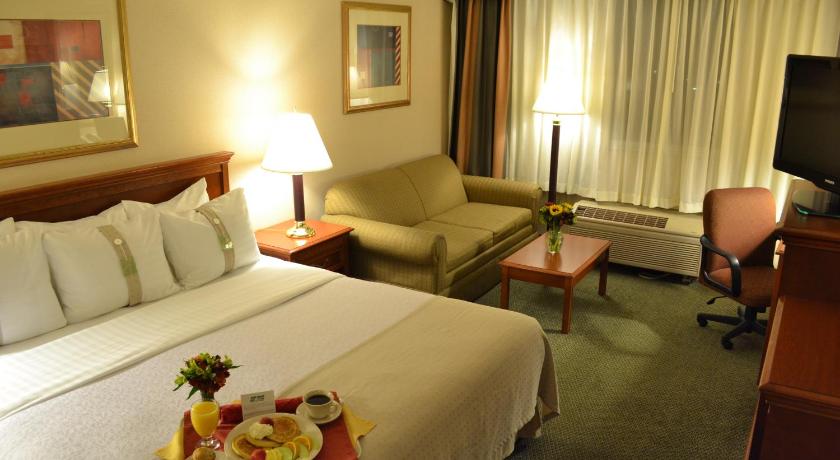 Best Price On Holiday Inn Rutland Killington Area In Rutland Vt