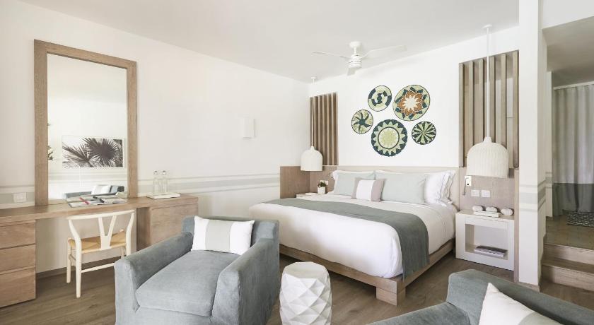 Zdjęcie: Mniejszy Apartament (Junior Suite) Prestige (Prestige Junior Suite) 1