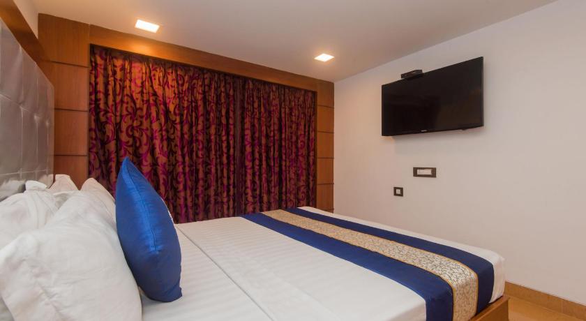 Golden Chariot Vasai - Hotel and Spa