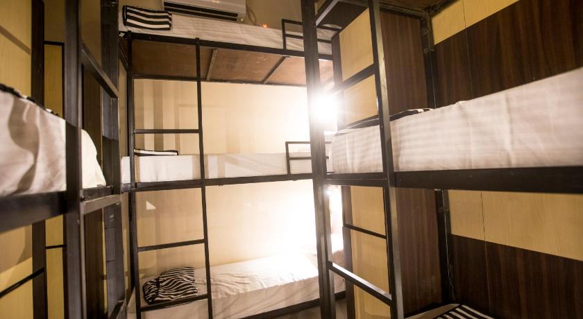 Bunk Bed in Mixed Dormitory Room, Backpackers Park in Kolkata