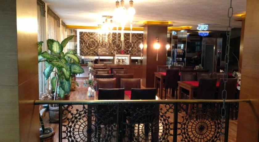 Maya Hotel - image 12