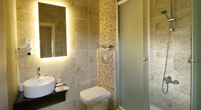 Maya Hotel - image 14