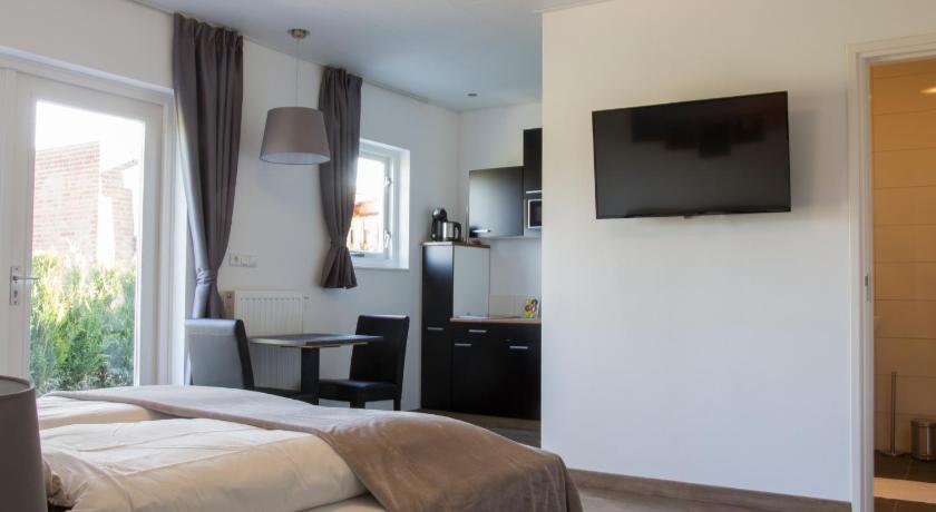 アーネム De Vier Linden 3つ星 ホテル ロビー