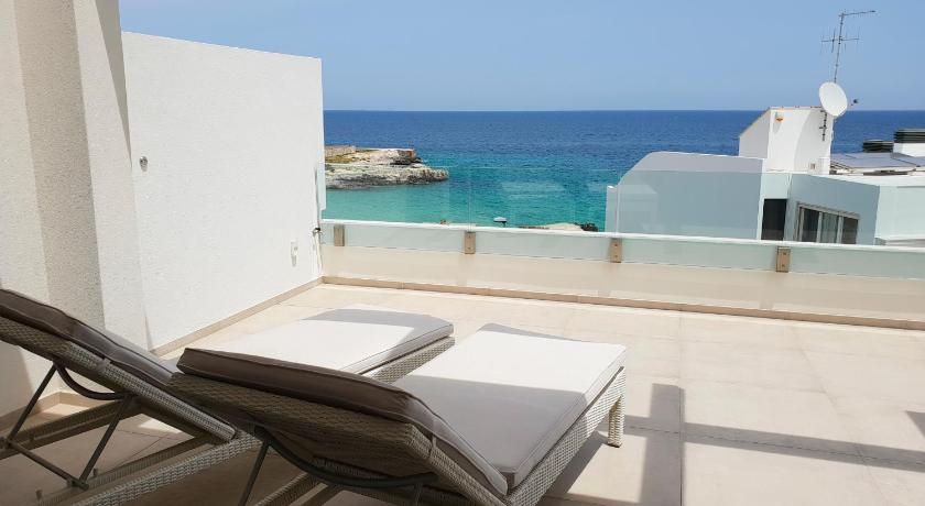 Anna's Luxury Apartments near the SEA photo