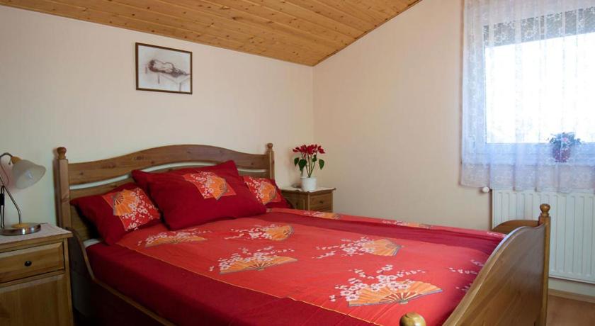 Image of Apartment with Garden View 5