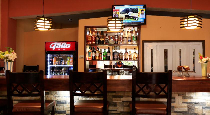 El Delfin Hotel y Restaurante photo