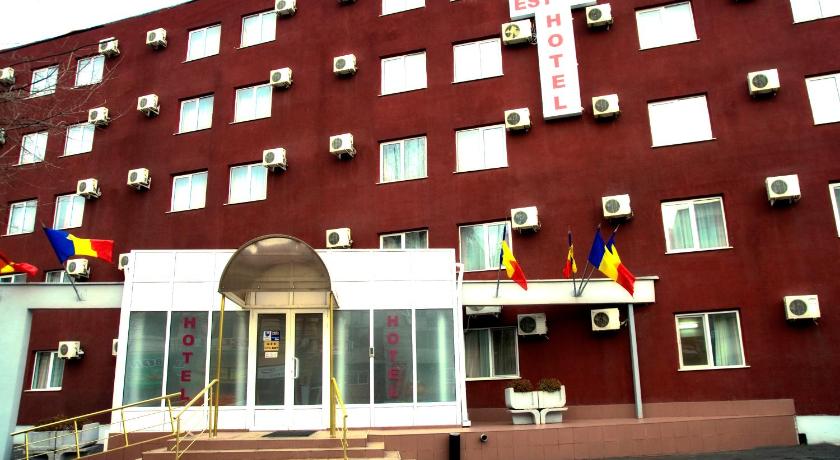 Hotel Est photo