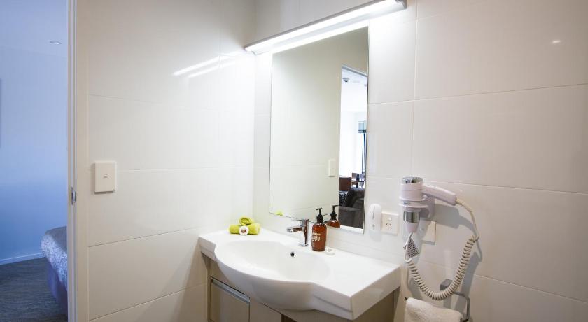 Image of One-Bedroom Apartment 9