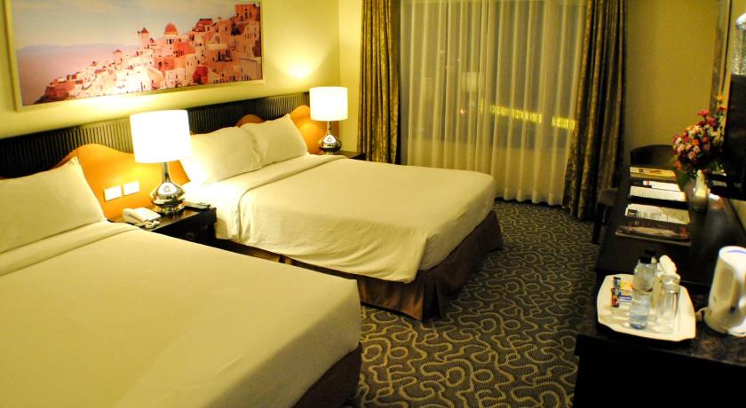 Image of Deluxe Double 7