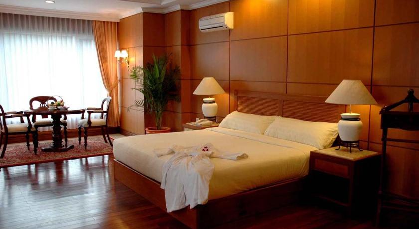 Image of Deluxe Suite 1