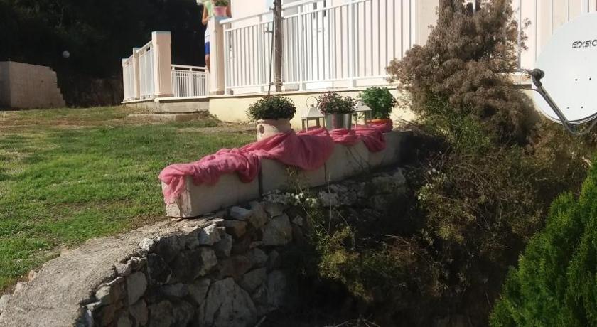 North Paradise photo