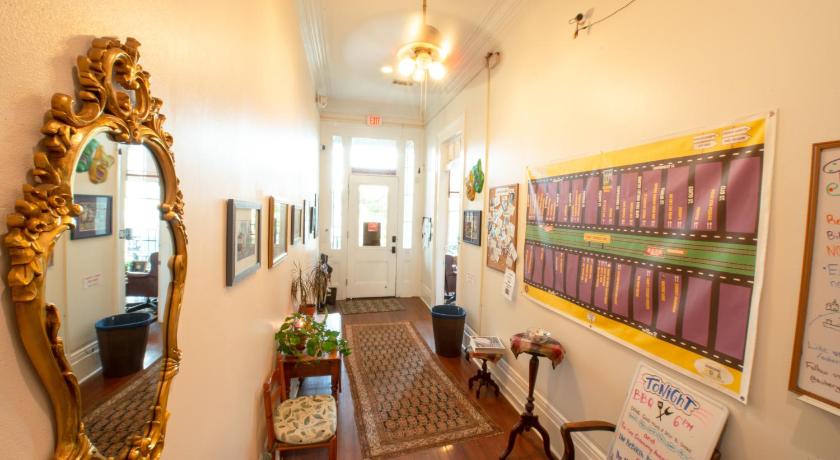 HOSTEL Auberge NOLA photo