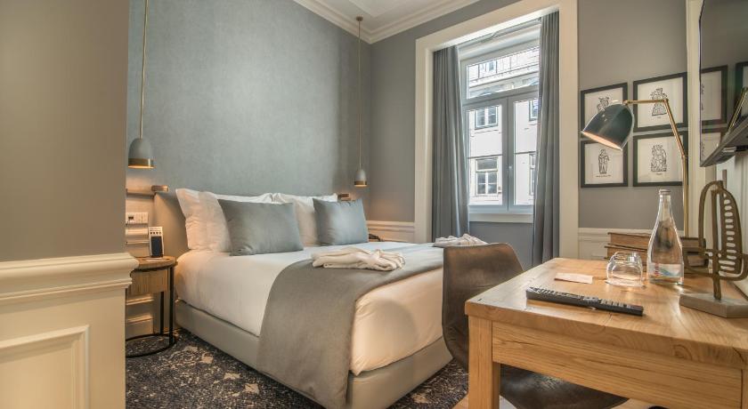 Image of Classic Interior View Double or Twin Room 7