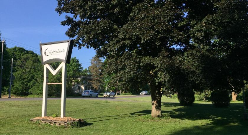 Camillus Nightshade Inn & Gardens 1-Star Accommodation suite