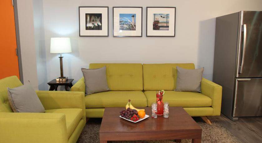 Image of One Room Suite with Living room - Non Smoking 7