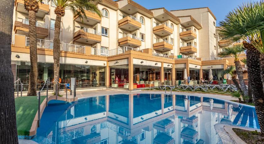 Hotel Illot Suites & Spa