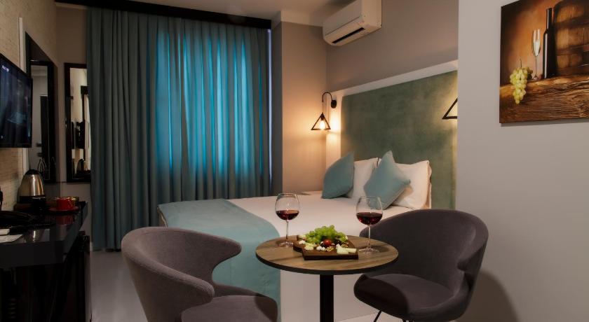 Bakırköy DES Suit Otel - image 12