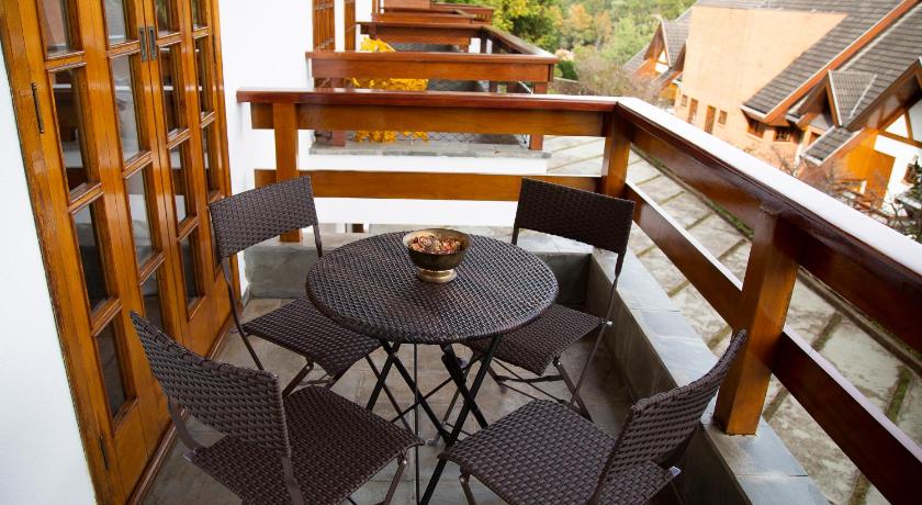 Image of Apartment with Terrace 5
