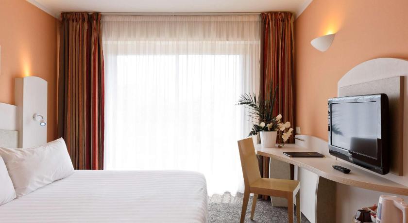 Best Western Astoria Hotel