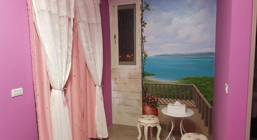 Image of Deluxe Double Room with Balcony and Sea View 2