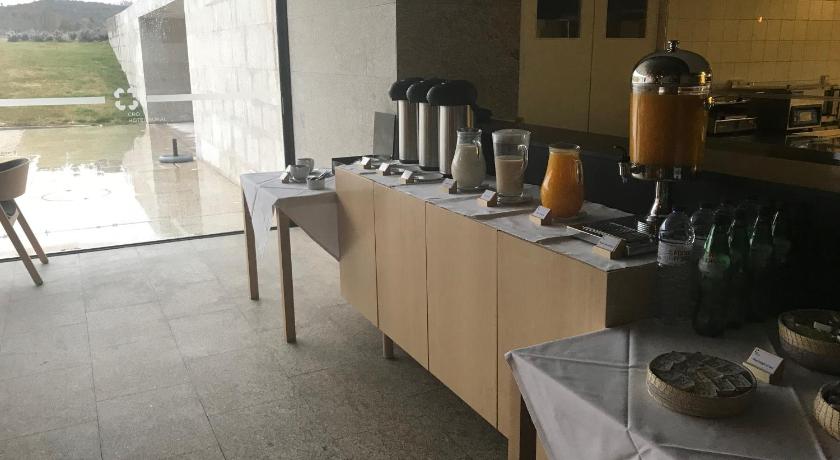 サブガル Cró Hotel and Termal Spa 4つ星 ホテル プール