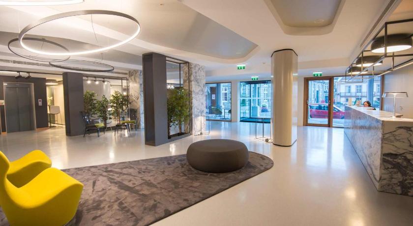 アングラ・ド・エロイズモ Azoris Angra Garden – Plaza Hotel 4つ星 ホテル 外観