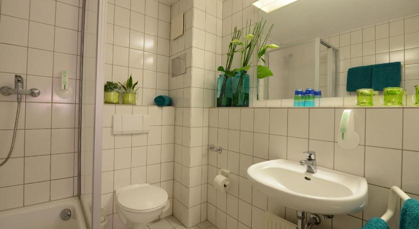 Hotel Residenz Oberhausen photo