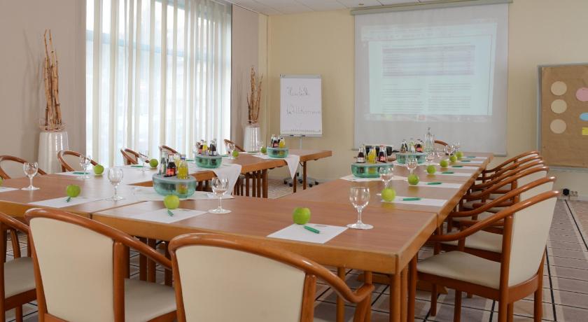 Hotel Residenz Oberhausen photo