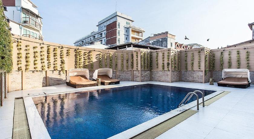 Patong Heritage Apartment by Alexanders photo