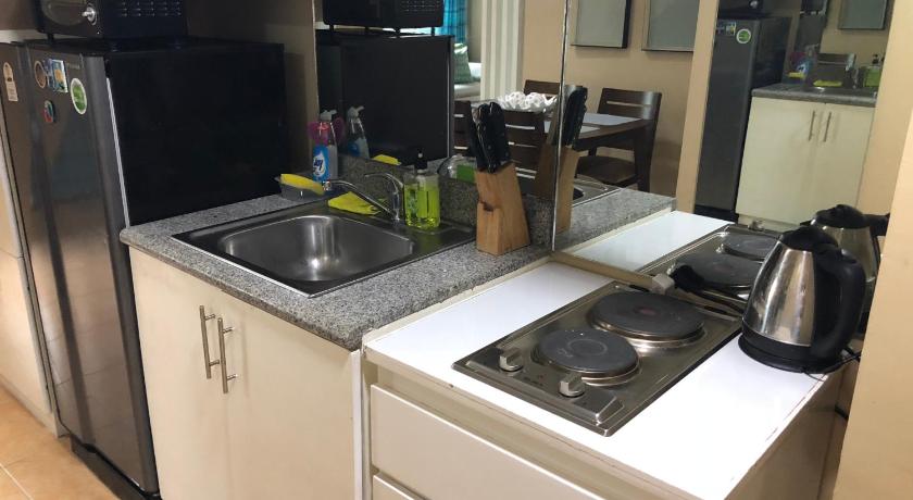 Loft condo beside Shangri-La Fort photo