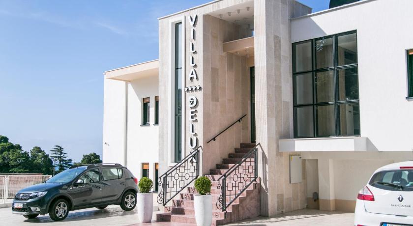 Villa Delux — Hotel in Ulcinj