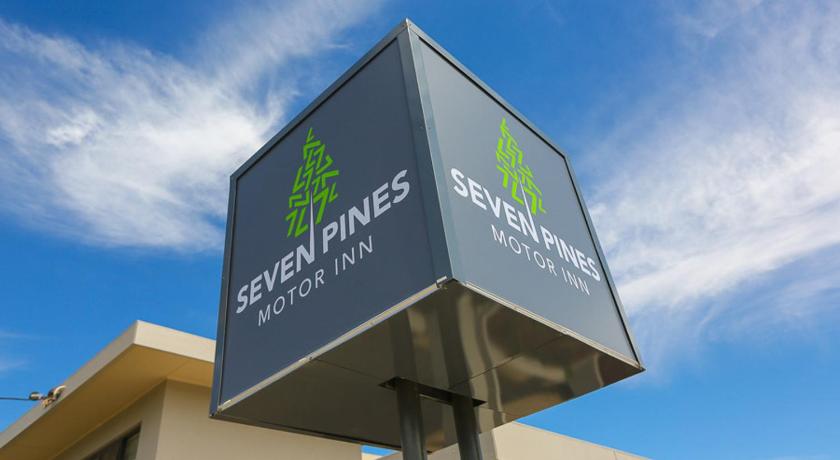 Seven Pines Motor Inn