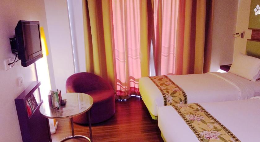 Image of Superior Twin Room 4