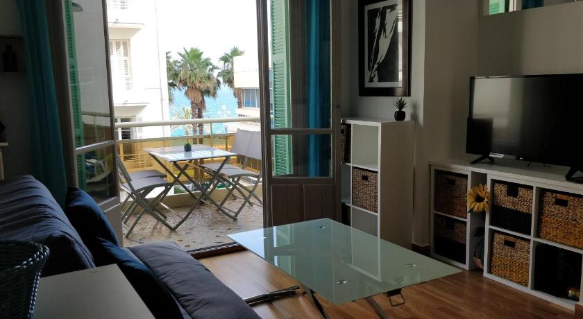 Nice Seaview Free Parking 4.Pers — Hotel in Nice