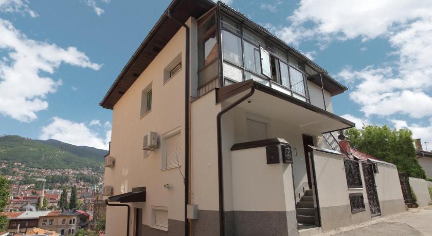 Deluxe Bellevue Apartments — Hotel in Sarajevo