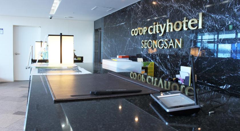 济州 Co-op City Hotel Seongsan 4星级 酒店 餐厅