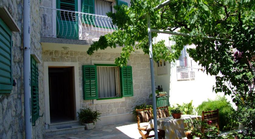 Apartments Villa Rosa — Hotel in Split
