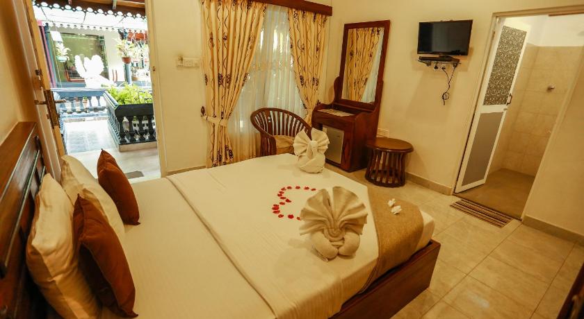 Image of Standard Double Room 6