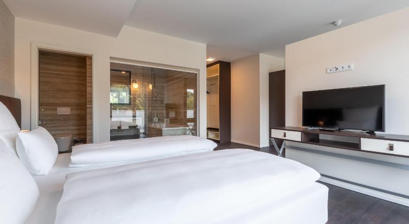 Trip Inn Conference Hotel and Suites photo