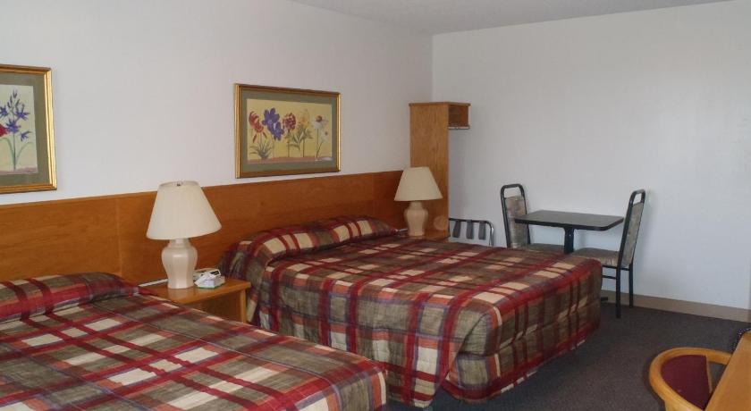 Settler's Inn & Motel photo