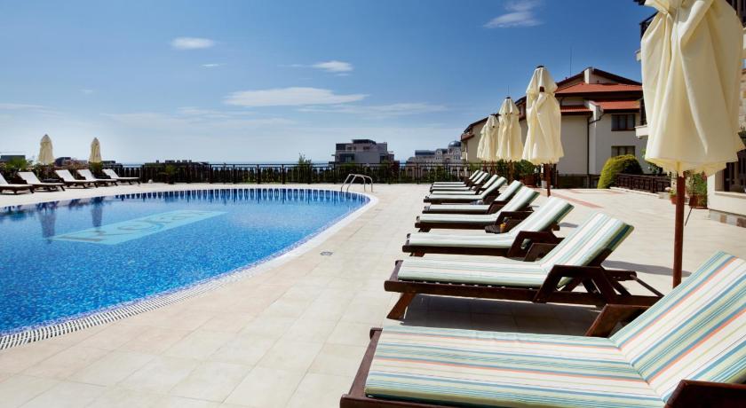 Relax Holiday Complex & Spa photo