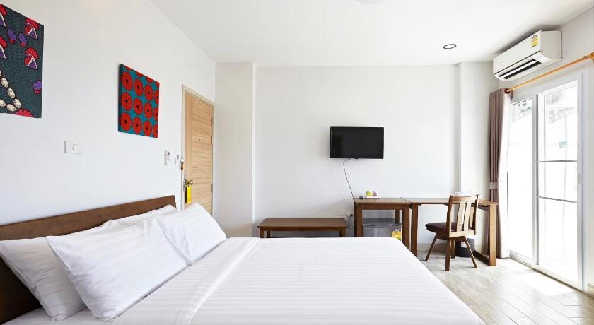 Image of Double Room with Garden View 3