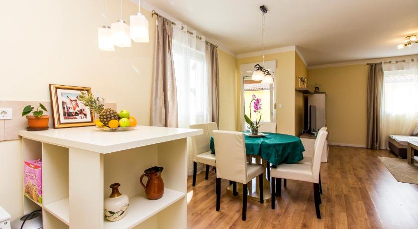 Apartman Maxim photo