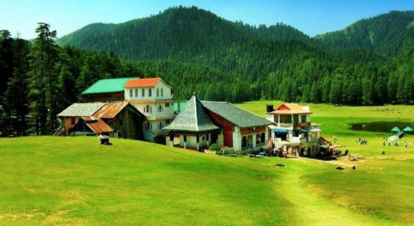 2bhk Apartments near Khajjiar Lake — Hotel in Khajjiar