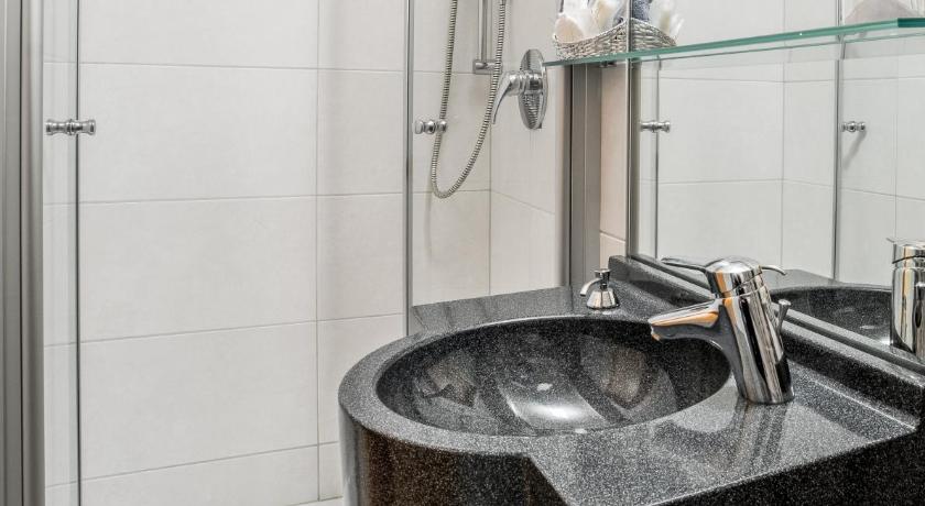 Hotel Spitzberg Garni photo