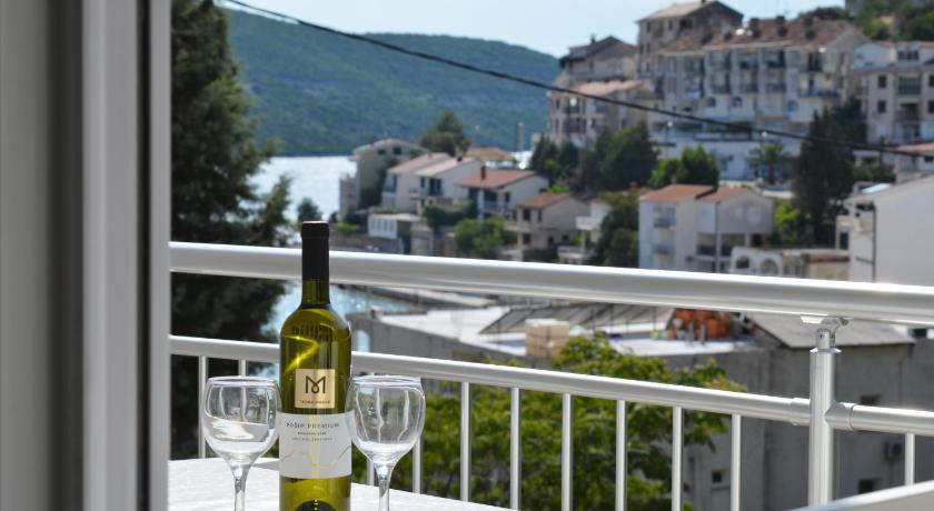 Apartmani Butigan-Tiha Luka — Hotel in Neum