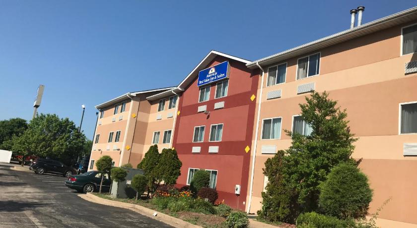 Americas Best Value Inn & Suites St. Louis, St. Charles Inn